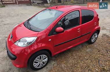 Хэтчбек Peugeot 107 2008 в Запорожье