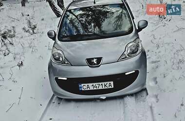 Хэтчбек Peugeot 107 2007 в Богуславе