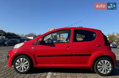 Хэтчбек Peugeot 107 2013 в Одессе