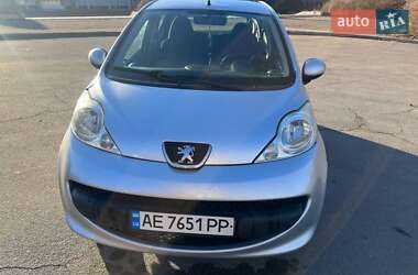 Хэтчбек Peugeot 107 2008 в Кривом Роге