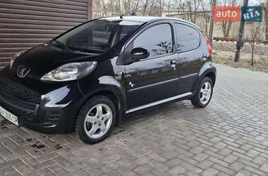 Хэтчбек Peugeot 107 2011 в Харькове