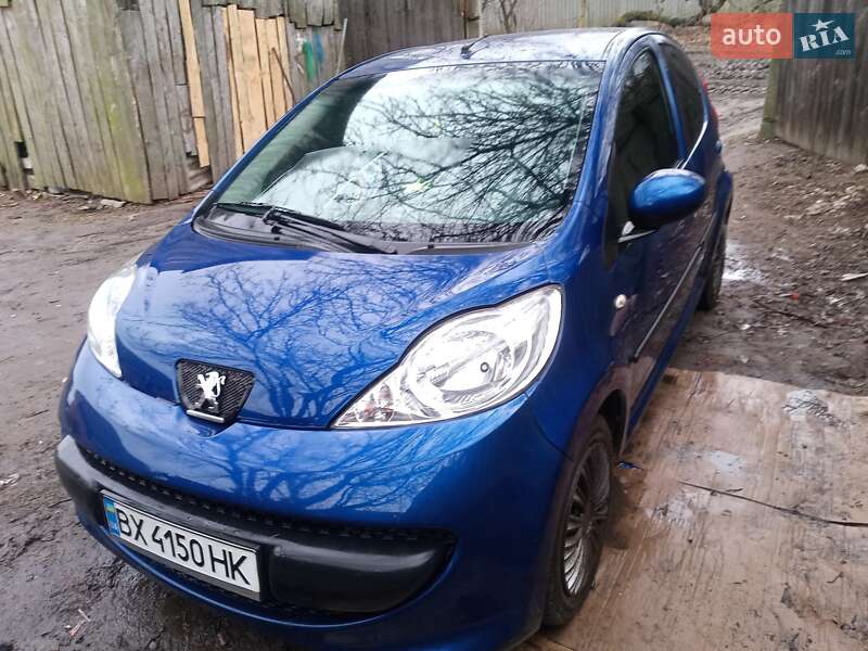 Хетчбек Peugeot 107 2006 в Сумах