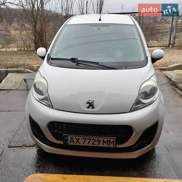 Peugeot 107 2012
