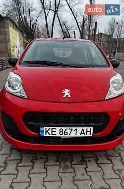 Хэтчбек Peugeot 107 2012 в Кривом Роге