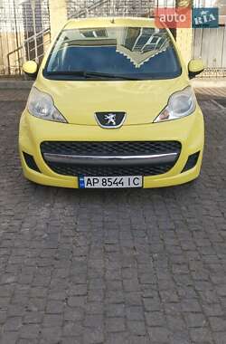 Хэтчбек Peugeot 107 2012 в Запорожье