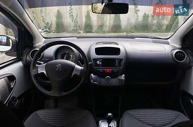 Хетчбек Peugeot 107 2013 в 