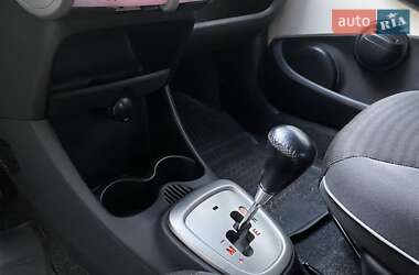 Хетчбек Peugeot 107 2013 в 