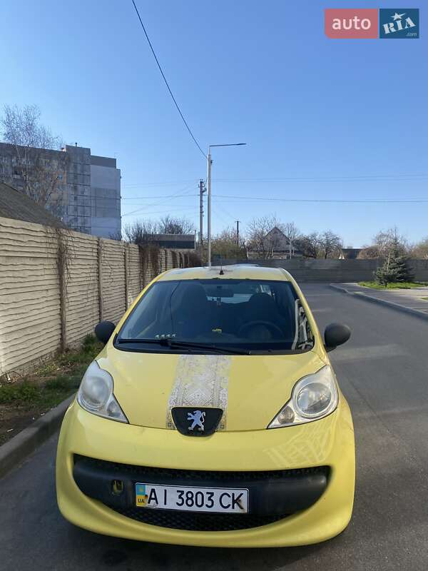 Хэтчбек Peugeot 107 2008 в 