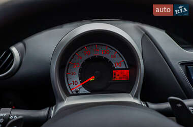 Хэтчбек Peugeot 107 2012 в 