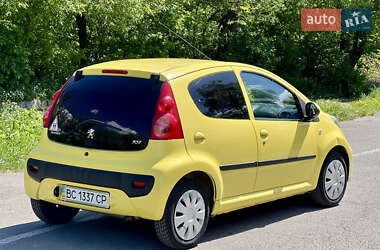 Хетчбек Peugeot 107 2012 в 