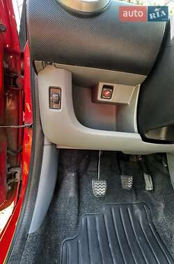 Хетчбек Peugeot 107 2008 в 