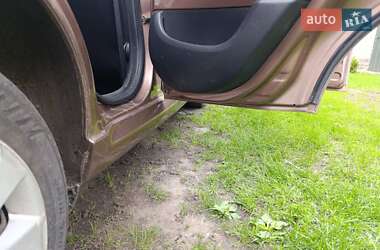 Хэтчбек Peugeot 107 2013 в 