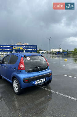 Хэтчбек Peugeot 107 2007 в 