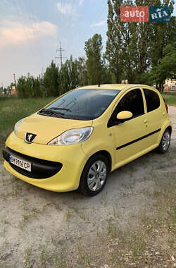 Хетчбек Peugeot 107 2005 в Охтирці