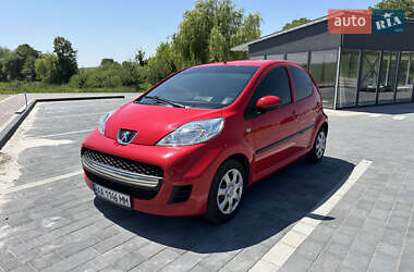 Хэтчбек Peugeot 107 2011 в Мостиске