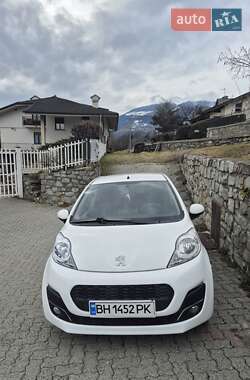 Хэтчбек Peugeot 107 2012 в Одессе