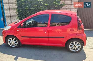 Хэтчбек Peugeot 107 2013 в Одессе