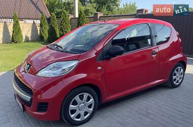 Хетчбек Peugeot 107 2011 в Дніпрі