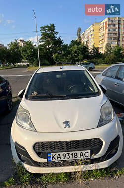 Хетчбек Peugeot 107 2013 в Києві