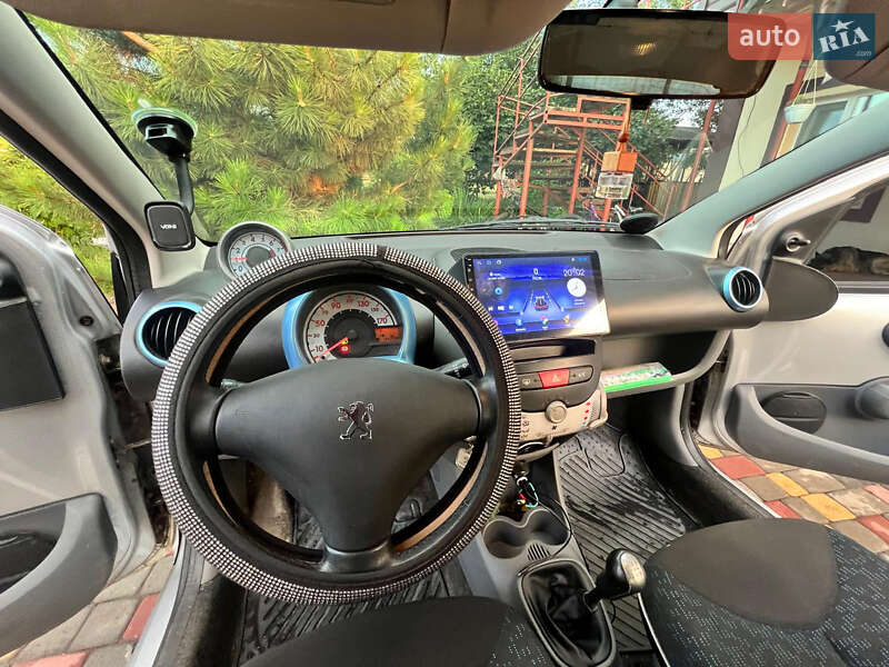 Хэтчбек Peugeot 107 2010 в Днепре