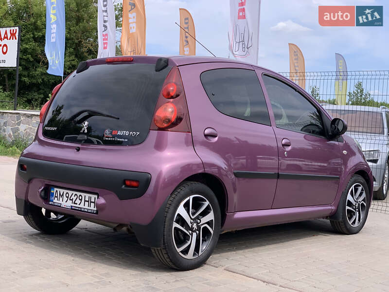 Хетчбек Peugeot 107 2014 в Бердичеві