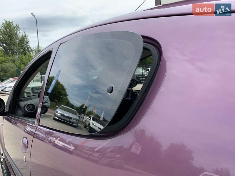 Хетчбек Peugeot 107 2014 в Бердичеві
