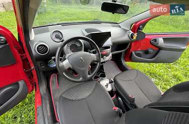 Хетчбек Peugeot 107 2012 в 
