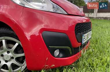 Хетчбек Peugeot 107 2012 в 