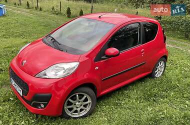 Хетчбек Peugeot 107 2012 в Сколе