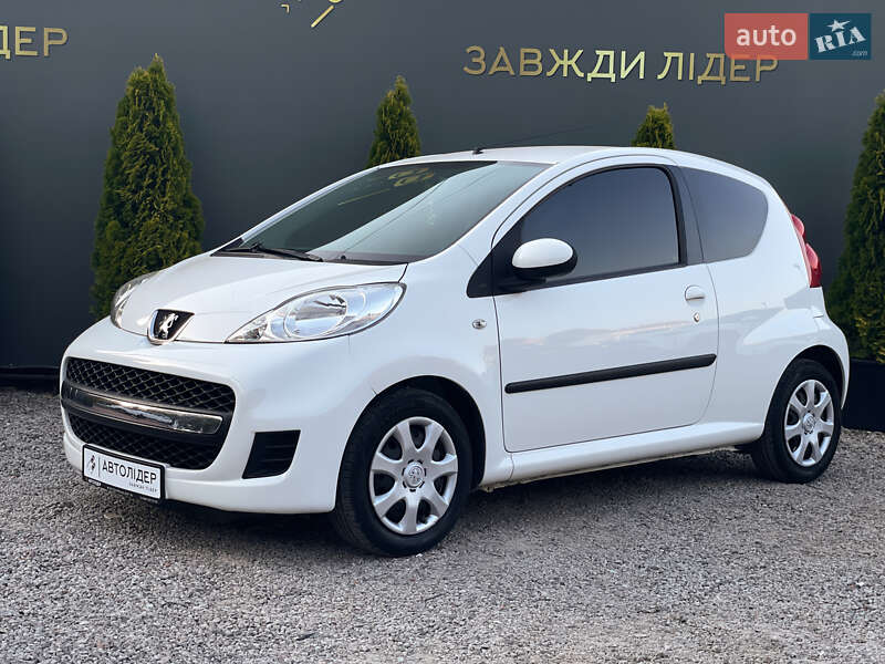 Хетчбек Peugeot 107 2011 в Одесі