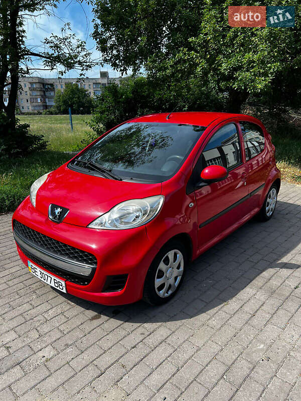 Peugeot 107 2011