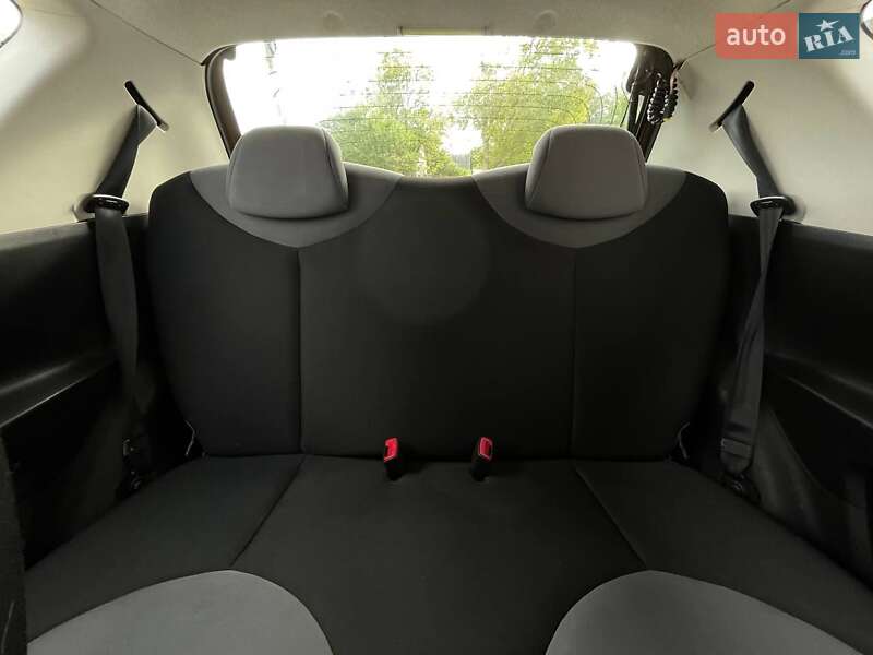 Хэтчбек Peugeot 107 2012 в Тернополе