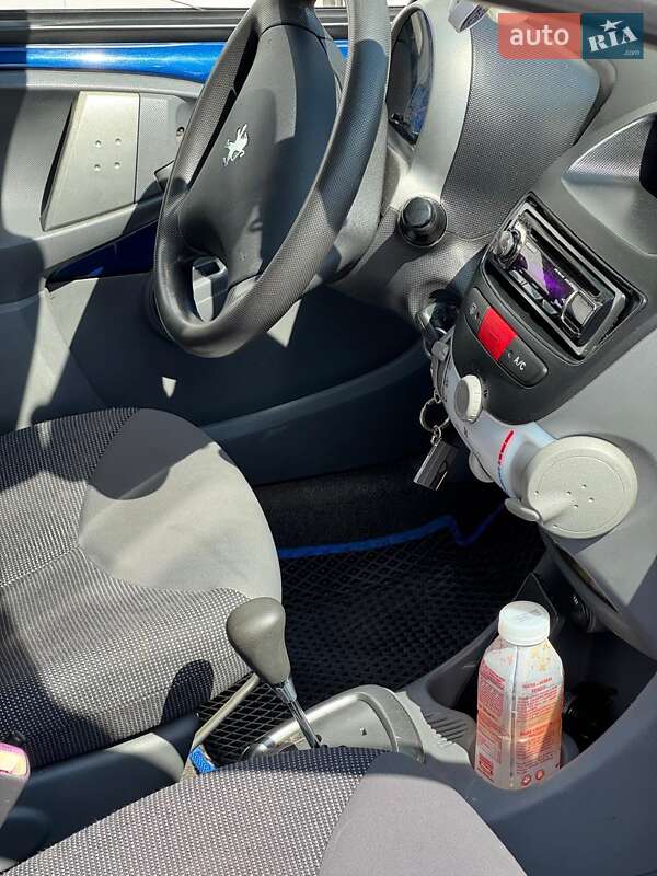 Хэтчбек Peugeot 107 2007 в Киеве