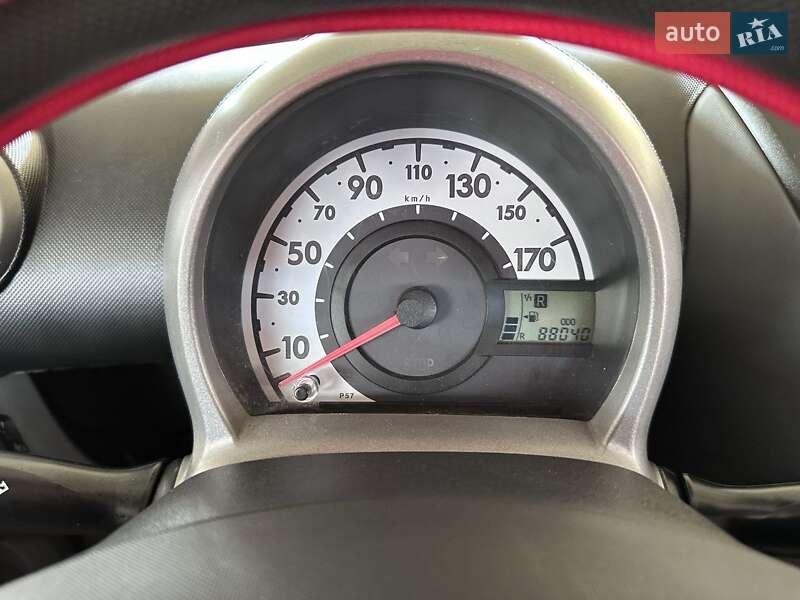 Хэтчбек Peugeot 107 2011 в Одессе