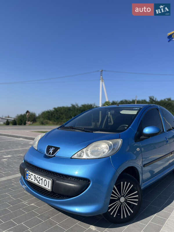 Хетчбек Peugeot 107 2007 в Мостиській