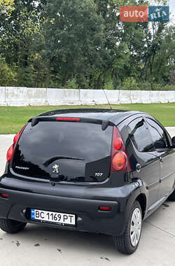 Хетчбек Peugeot 107 2014 в 