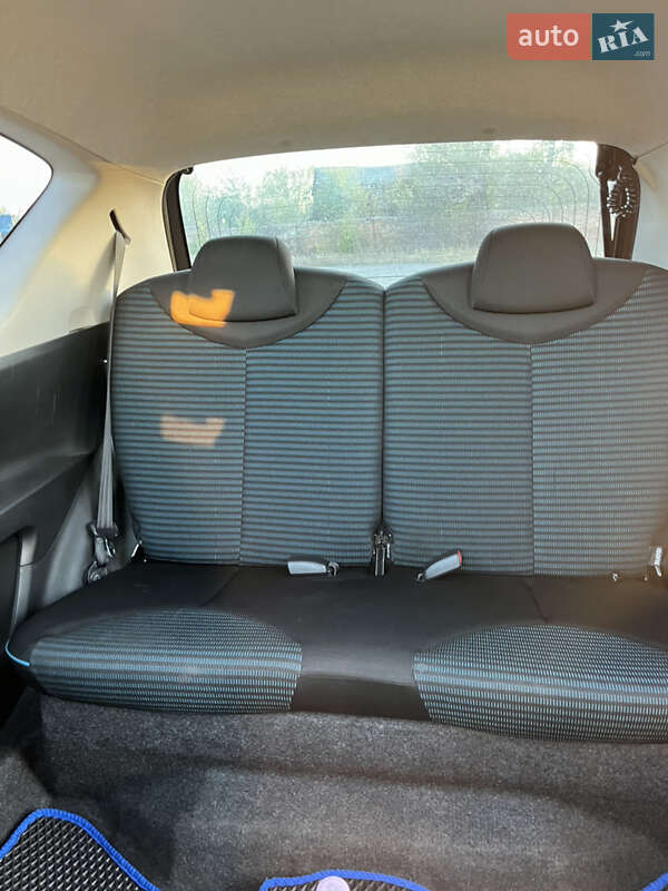 Хетчбек Peugeot 107 2012 в Кривому Озері