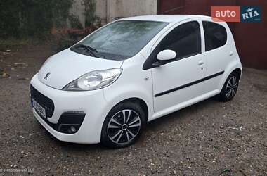 Хэтчбек Peugeot 107 2013 в Одессе