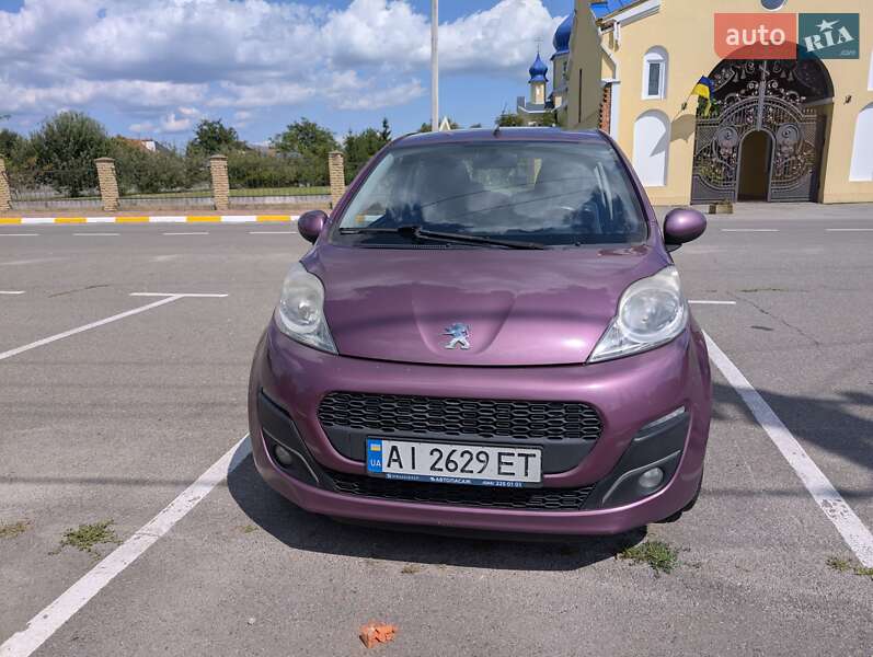 Хэтчбек Peugeot 107 2012 в Киеве