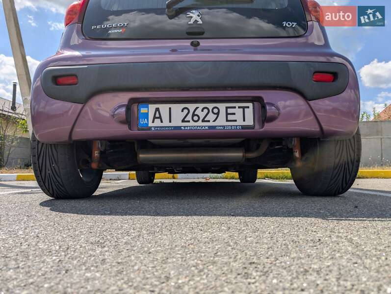 Хэтчбек Peugeot 107 2012 в Киеве