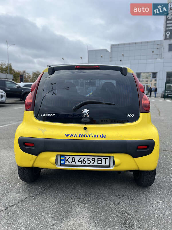 Хетчбек Peugeot 107 2012 в Києві