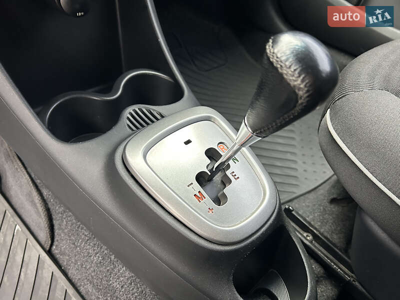 Хэтчбек Peugeot 107 2012 в Киеве