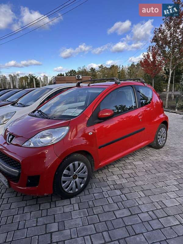 Peugeot 107 2010 Peugeot 107 2010