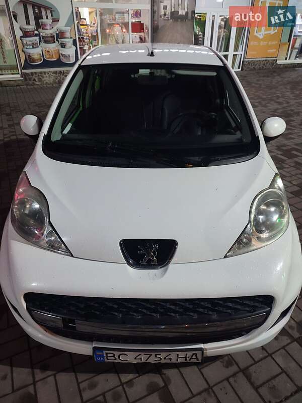 Peugeot 107 2011 Peugeot 107 2011