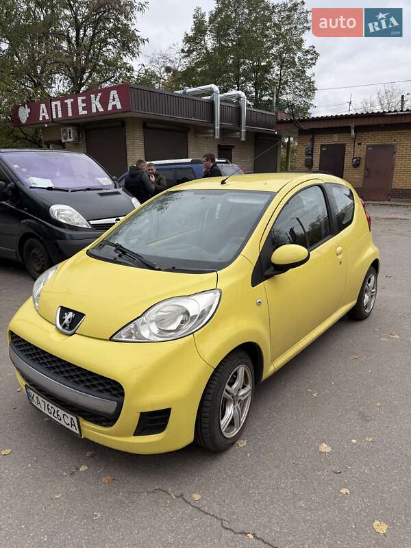 Peugeot 107 2010 Peugeot 107 2010