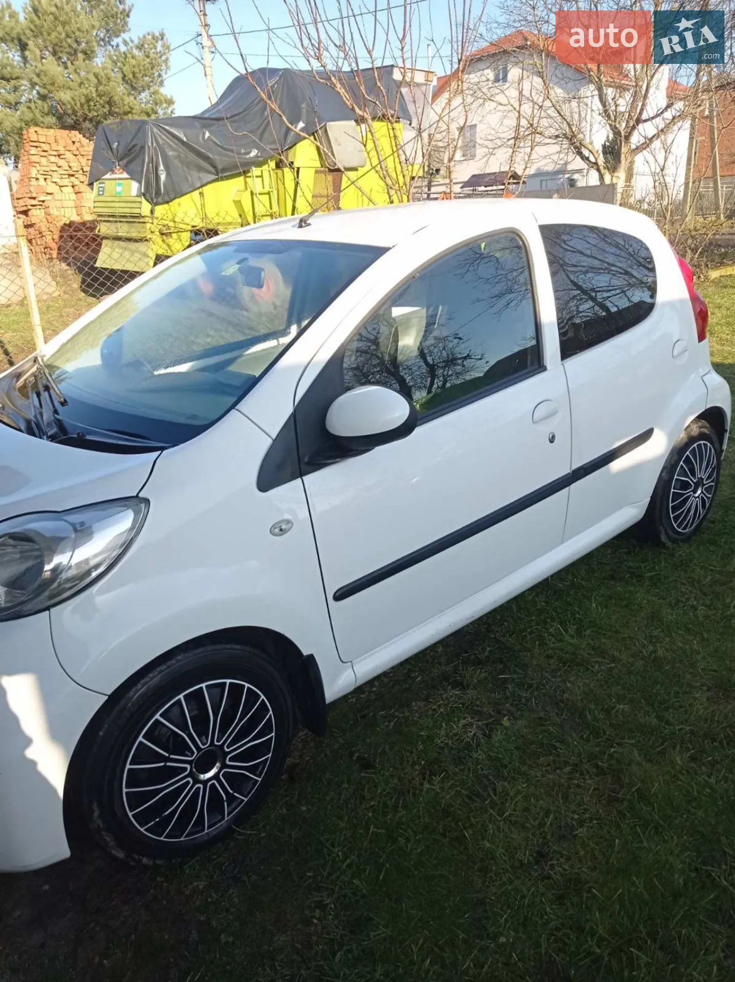 2011 Peugeot 107 - мініатюра 7