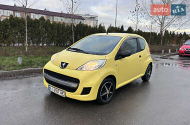 Хэтчбек Peugeot 107 2011 в Киеве
