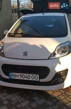 Хетчбек Peugeot 107 2012 в Одесі