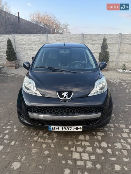 Peugeot 107 2011