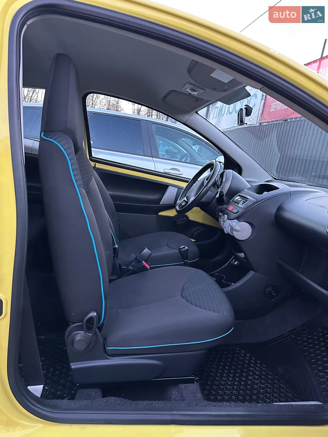 2012 Peugeot 107 - мініатюра 9